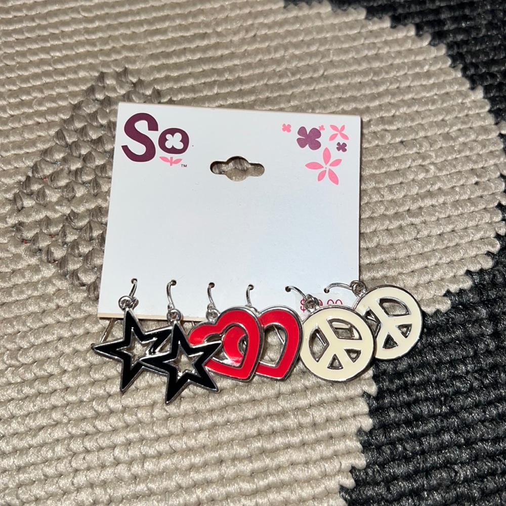 NEW three sets of earrings
